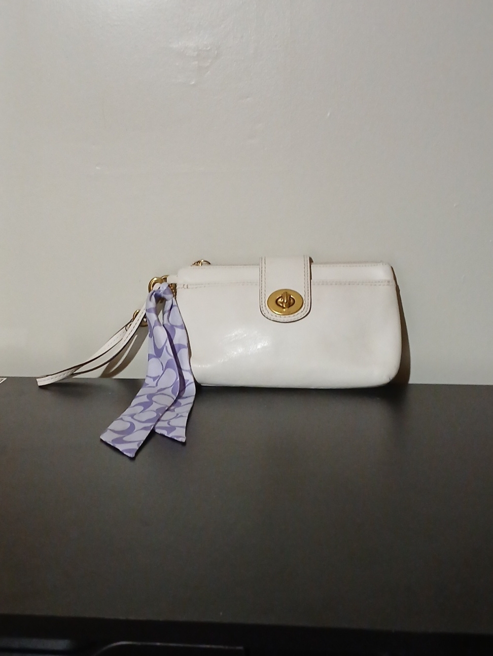 Coach Hampton White Leather Wristlet with Lilac Scarf and Gold Turnlock - Picture 1 of 5